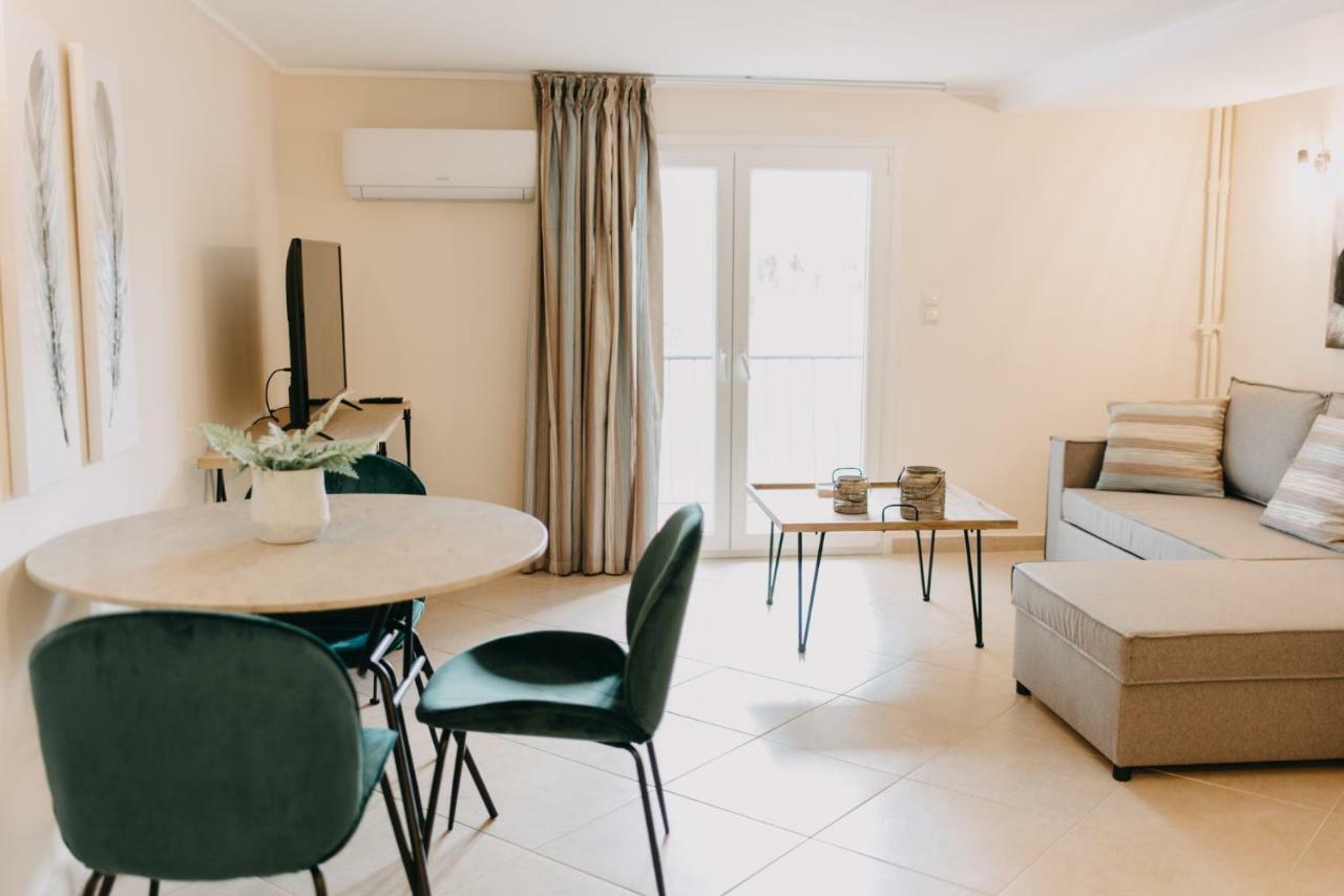 Best House, Central Luxury Apartment, Agiou Nikolaou, Patra المظهر الخارجي الصورة