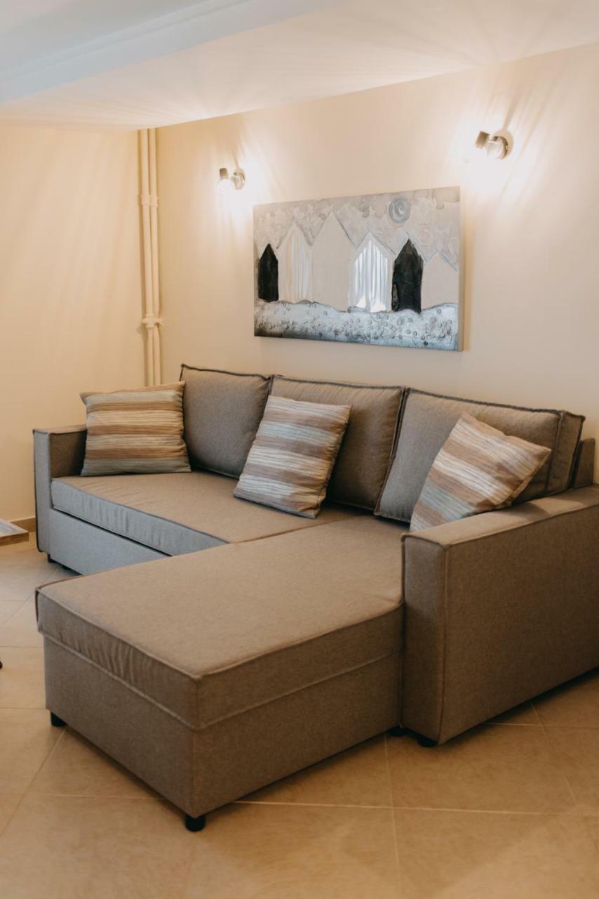 Best House, Central Luxury Apartment, Agiou Nikolaou, Patra المظهر الخارجي الصورة
