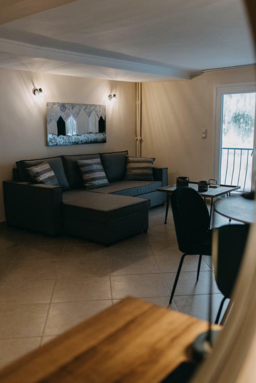 Best House, Central Luxury Apartment, Agiou Nikolaou, Patra المظهر الخارجي الصورة